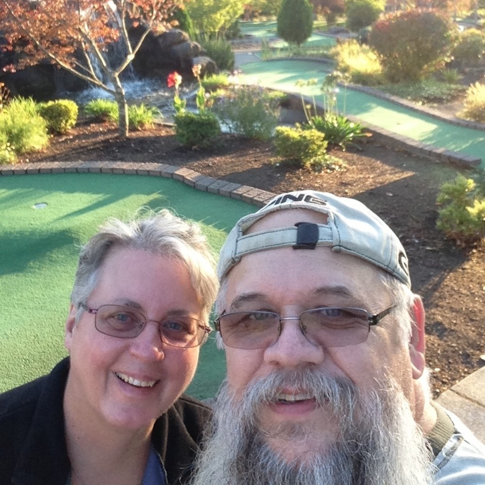 Meet your Posher’s Dominick & Judy